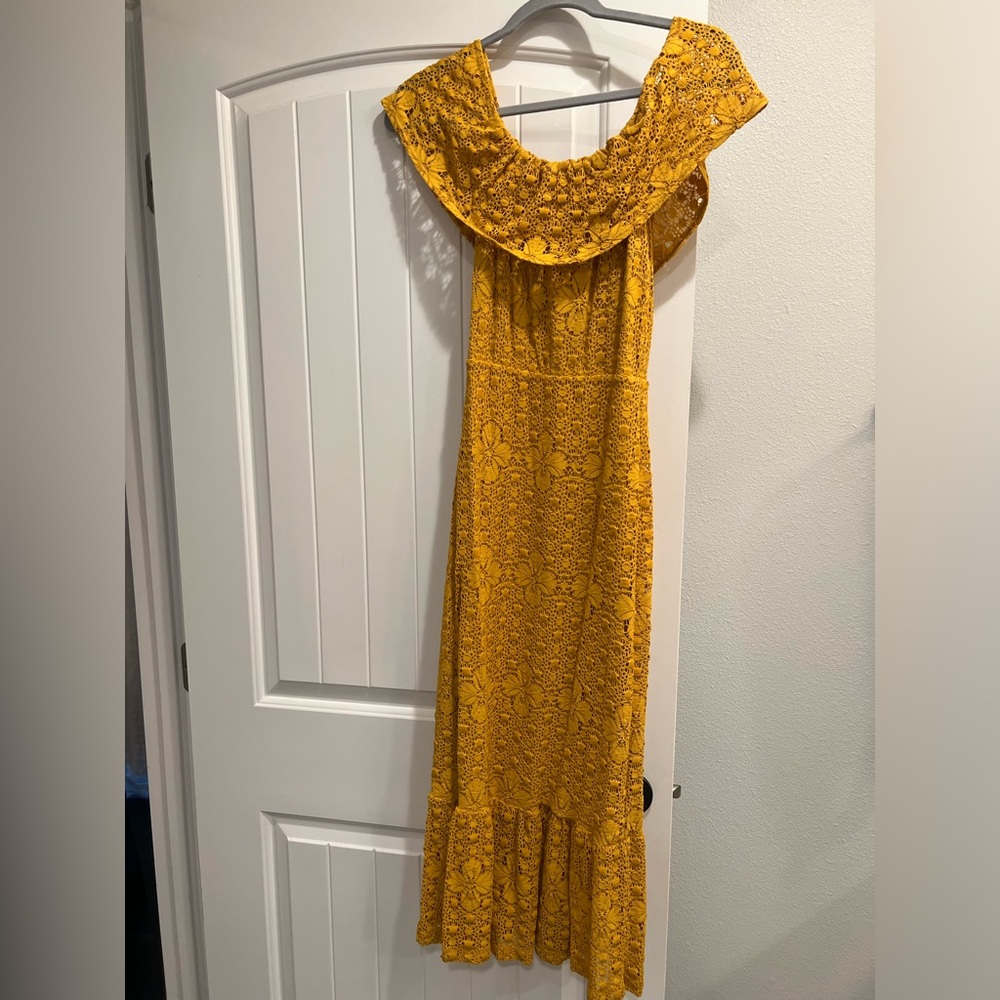 Nightcap Clothing Sunflower Lace Ruffle Hem Midi Dress Off White Women's Large